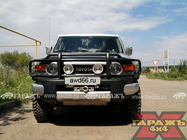 Toyota FJ Cruiser MT 33