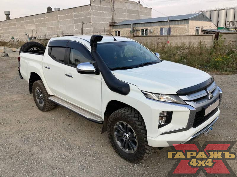 Mitsubishi L200 MT 33 LT