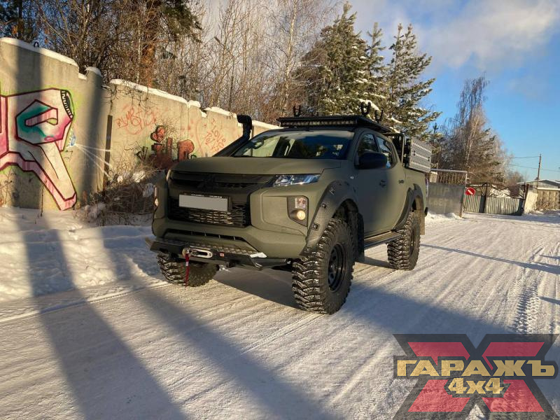 Mitsubishi L200 XT 36 Green Raptor