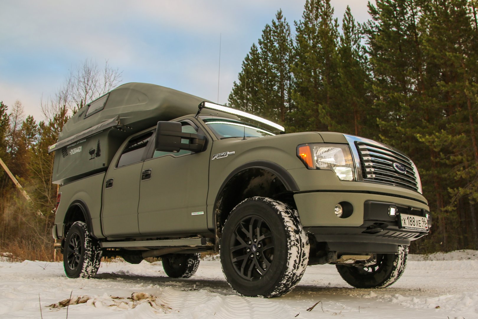 Ford f 250 EARTHROAMER