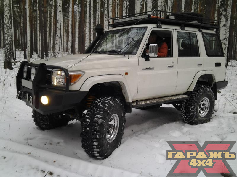 Toyota Land Cruiser 76 XT 38