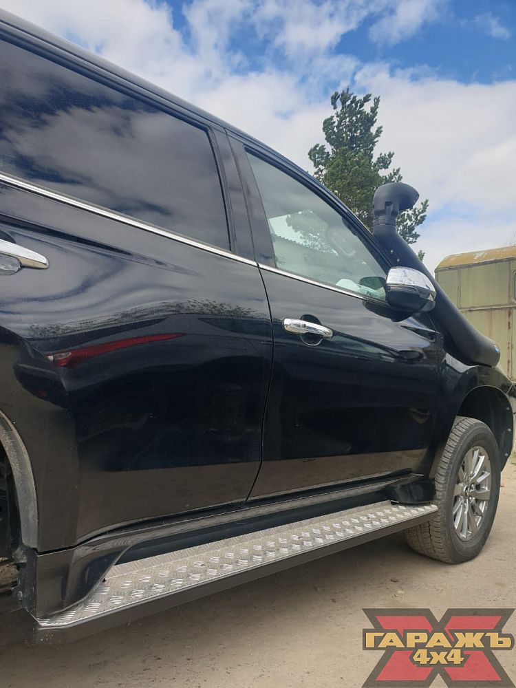 Mitsubishi Pajero Sport 3 LT