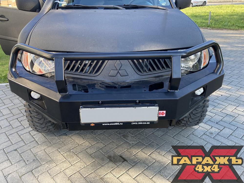 Mitsubishi L200 XT 33 Black Raptor