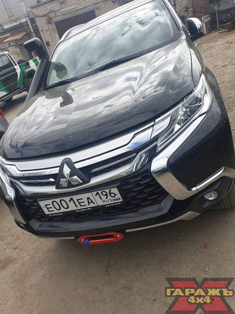 Mitsubishi Pajero Sport 3 LT