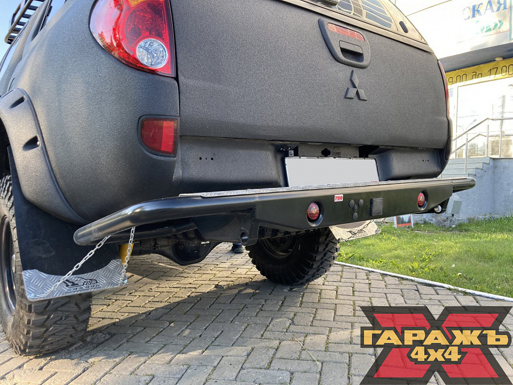 Mitsubishi L200 XT 33 Black Raptor