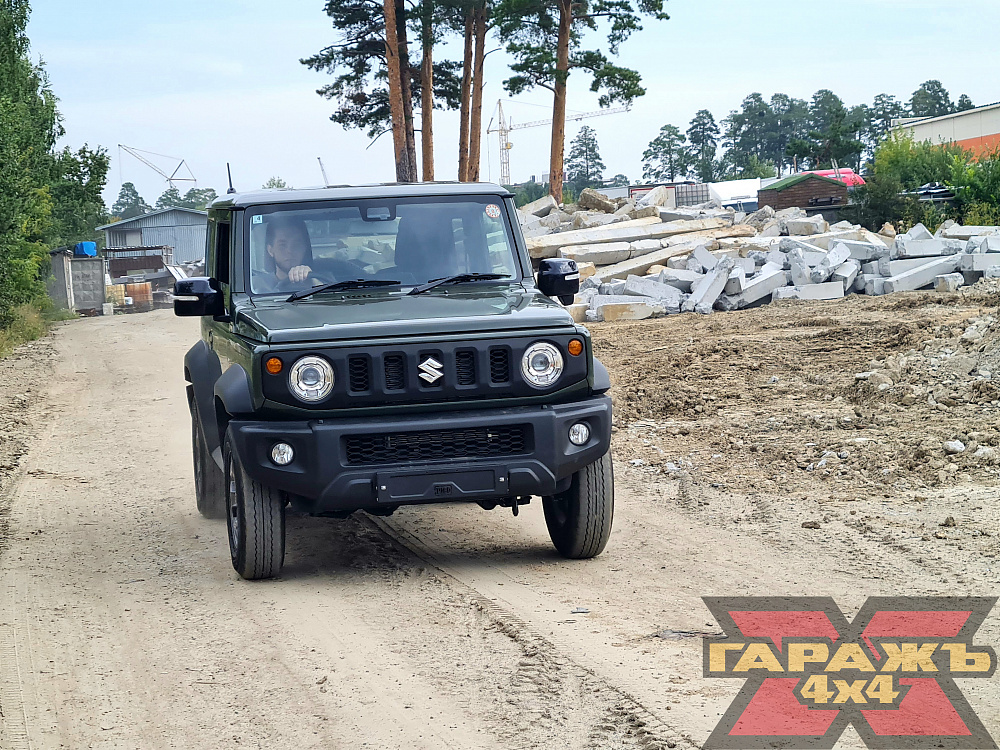 Suzuki Jimny LT лебедка в штатный бампер