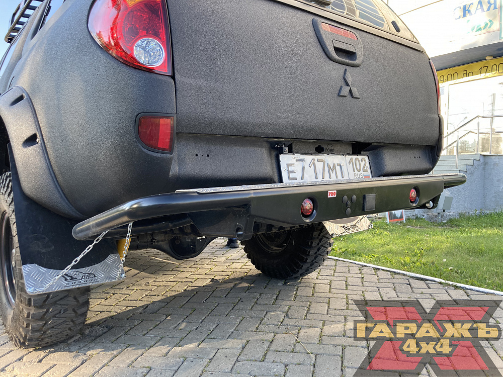 Mitsubishi L200 XT 33 Black Raptor