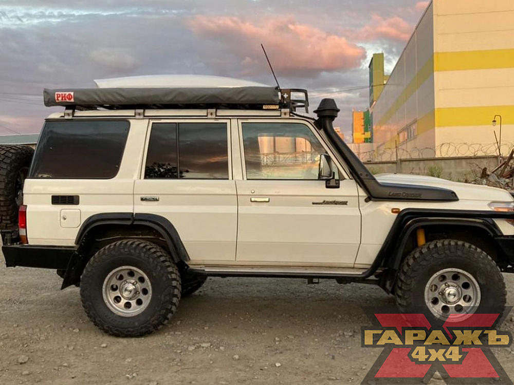 Toyota Land Cruiser 76 МТ 33