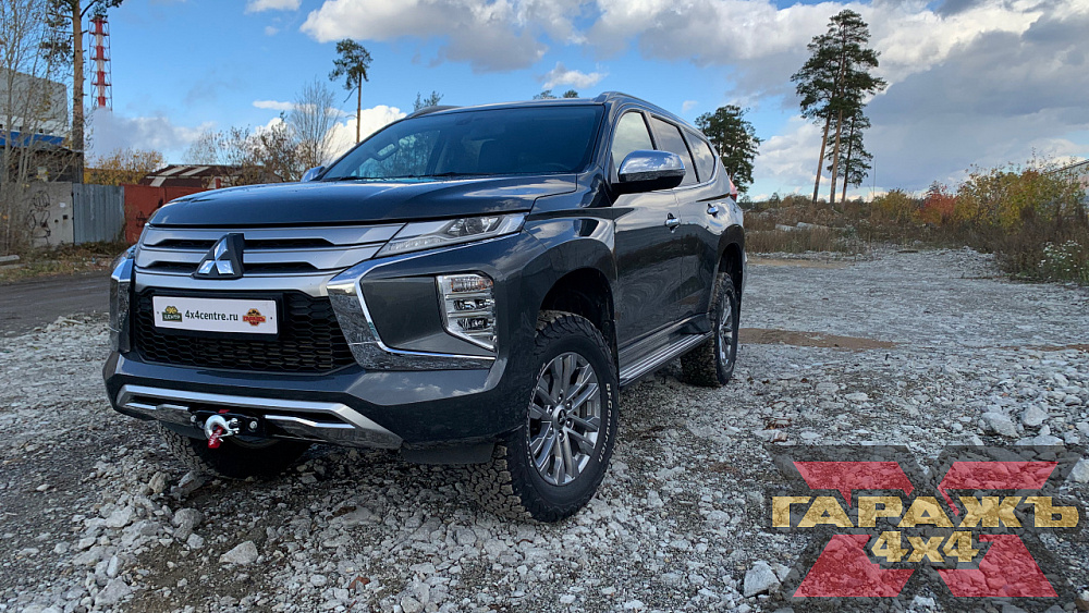 Mitsubishi Pajero Sport 3 LT