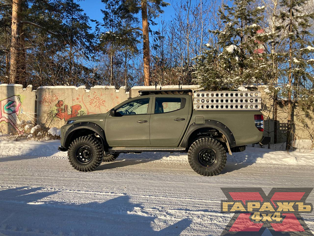 Mitsubishi L200 XT 36 Green Raptor