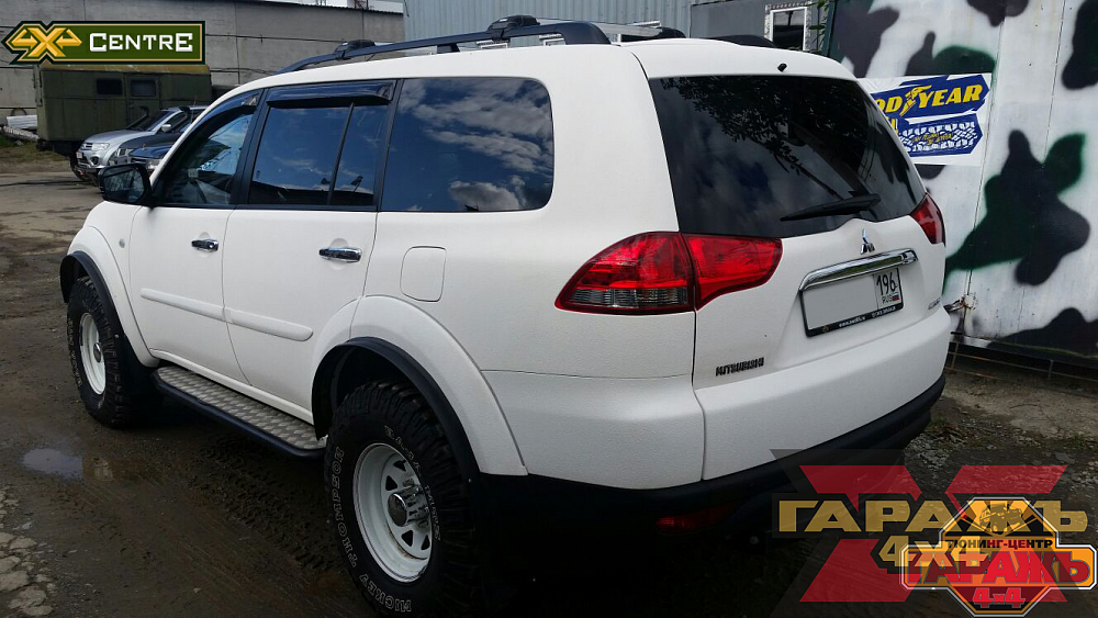 Mitsubishi Pajero Sport AT 35