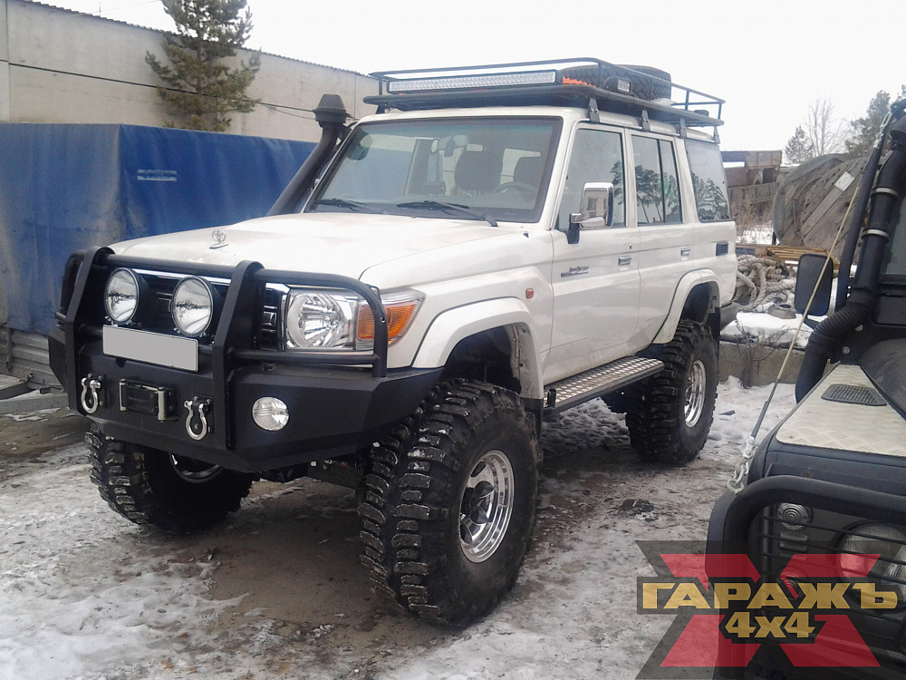 Toyota Land Cruiser 76 XT 38