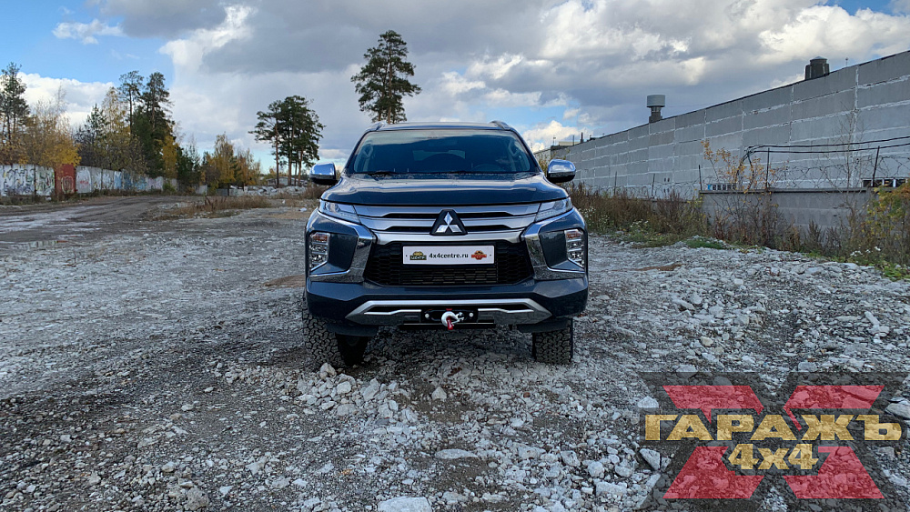 Mitsubishi Pajero Sport 3 LT