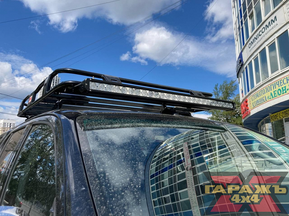 Toyota Hilux Black Onyx 2021 AT 32"