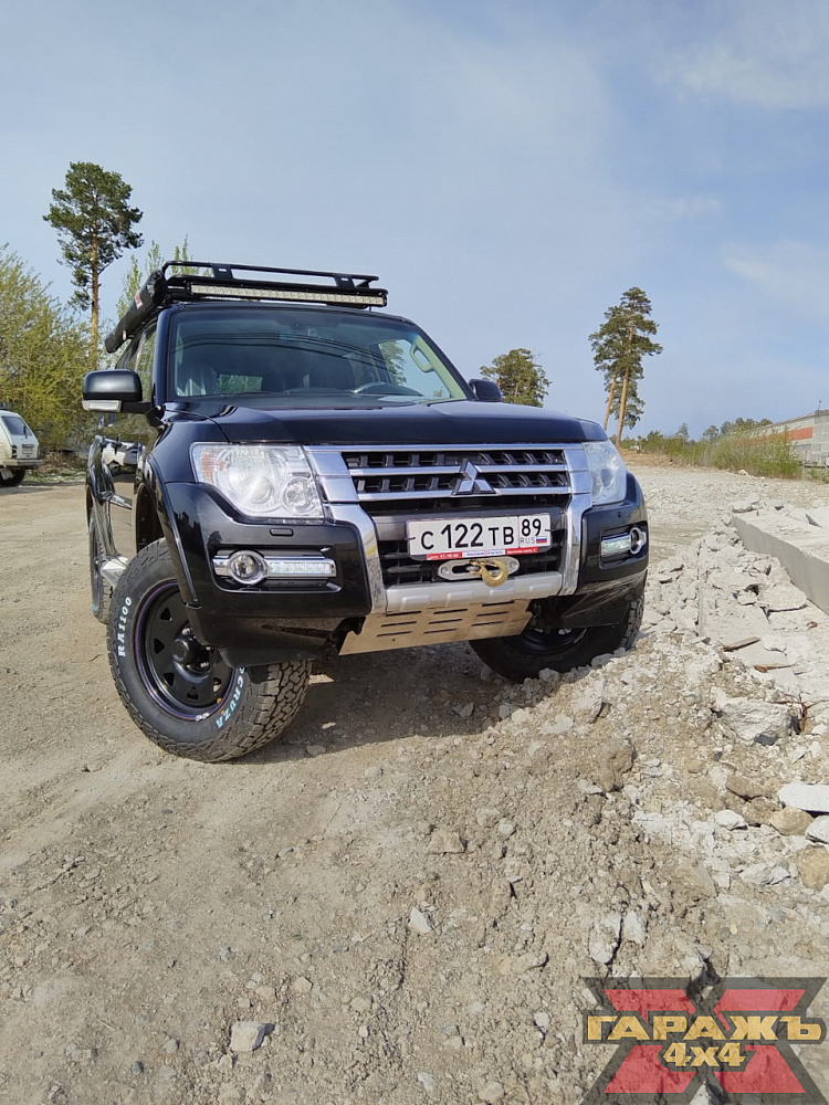 Mitsubishi Pajero IV Expedition