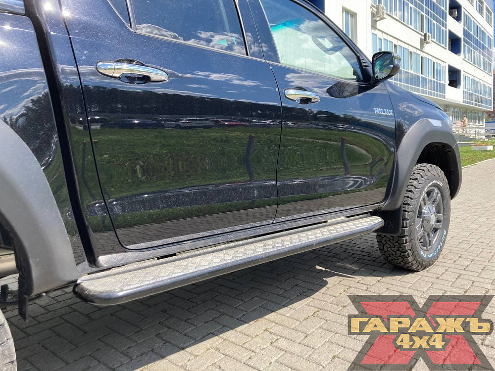 Toyota Hilux Black Onyx 2021 AT 32"