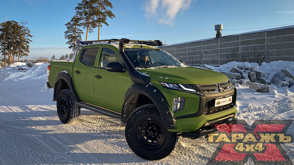 Mitsubishi L200 XT 36 Green Raptor