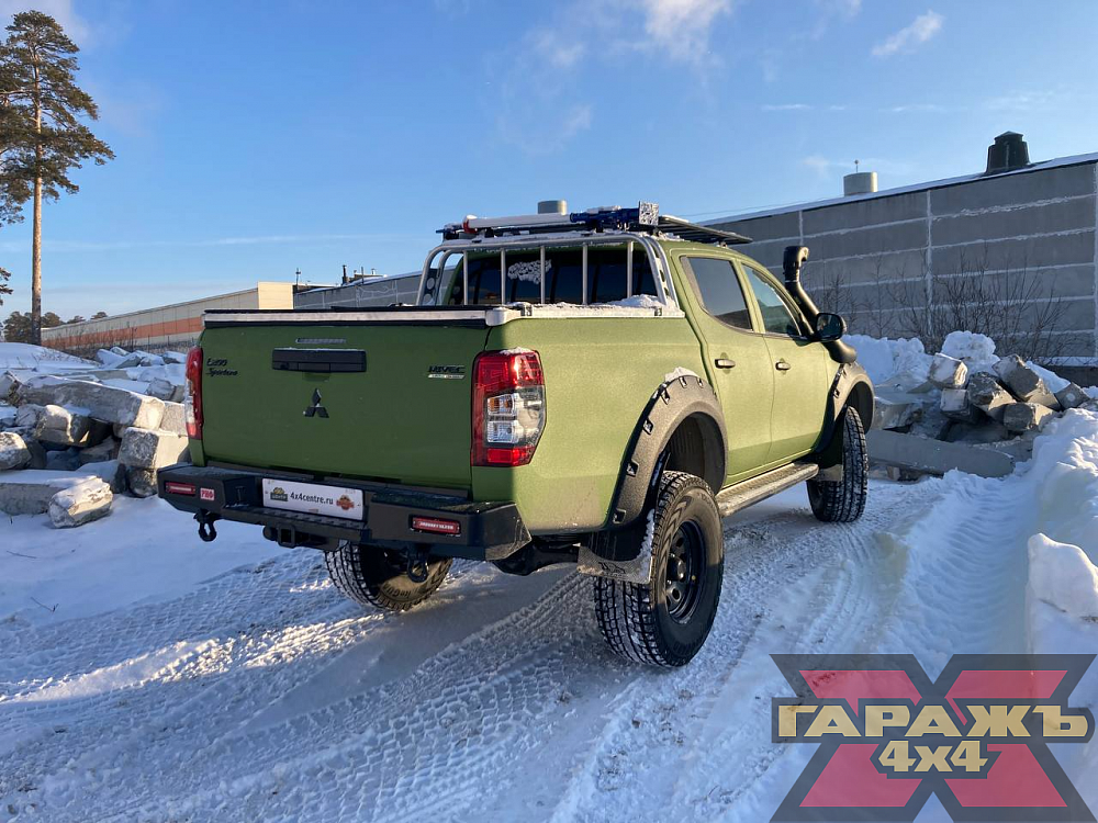Mitsubishi L200 XT 36 Green Raptor