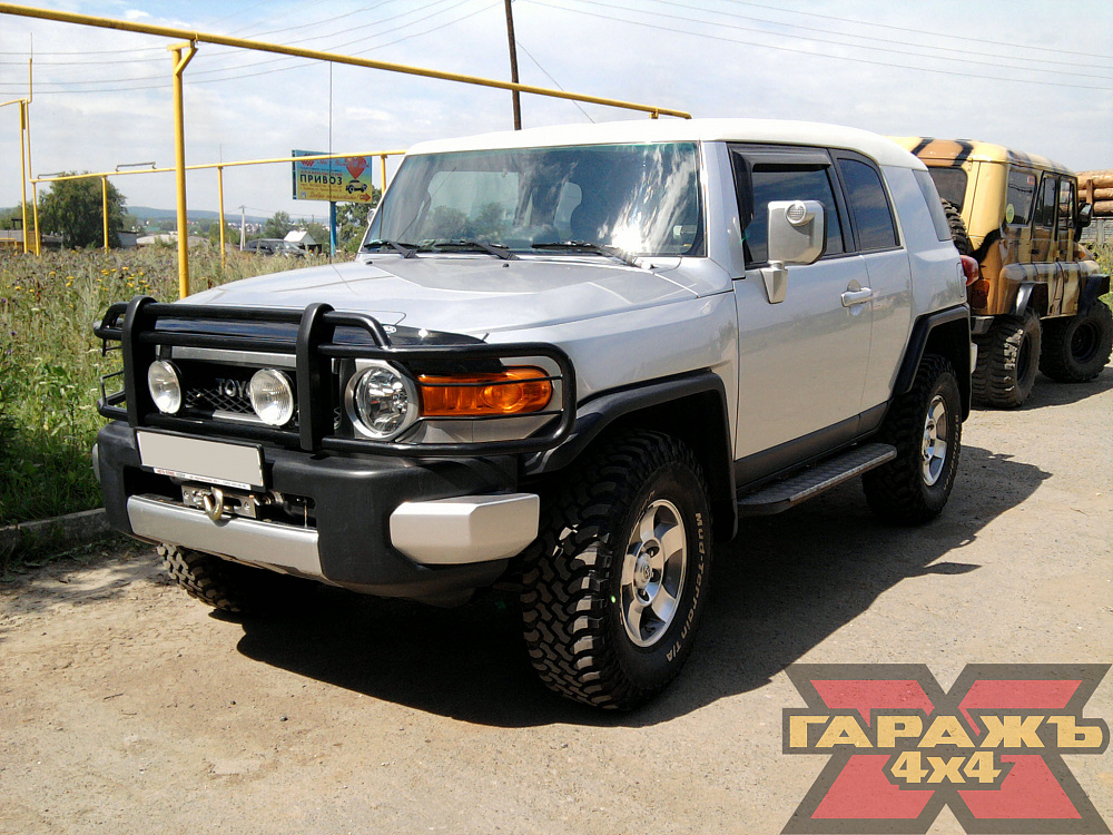Toyota FJ Cruiser MT 33