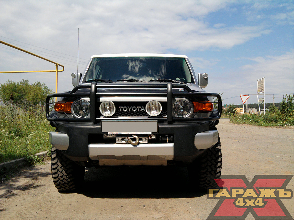 Toyota FJ Cruiser MT 33