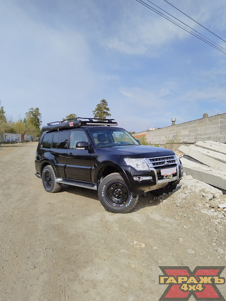 Mitsubishi Pajero IV Expedition